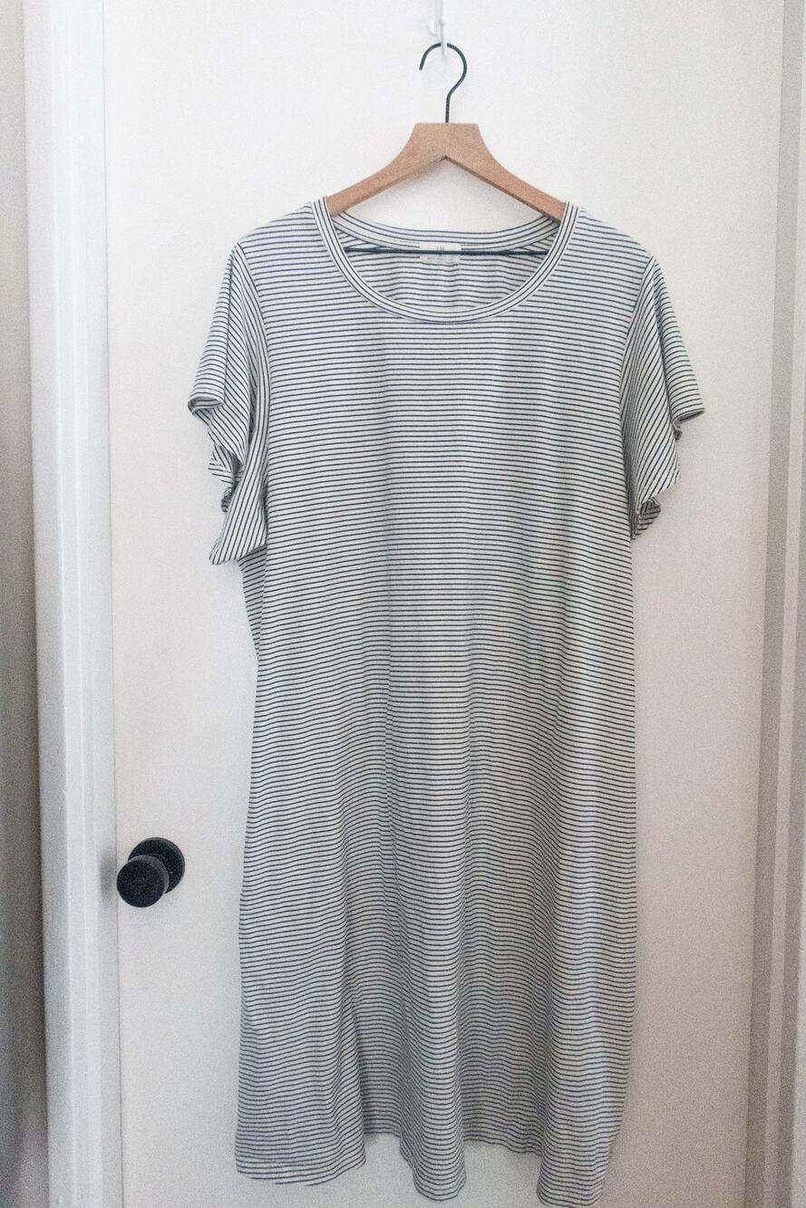 t.la for Anthropologie b&w striped knit midi dress w/ flutter sleeves sz 3x